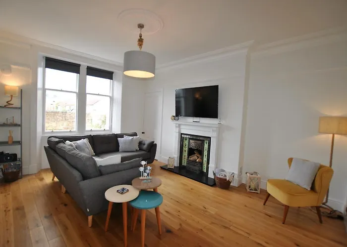 Creel Cottage- Stylish Cottage Near The Sea